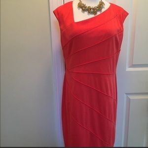 Red Roz & Ali Women’s Sheath Dress Size 4